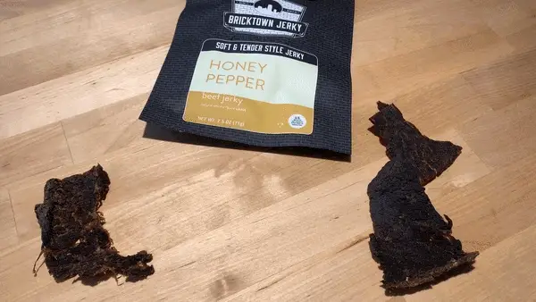 Soft and Tender Style Beef Jerky - Honey Pepper - QF - Image 5